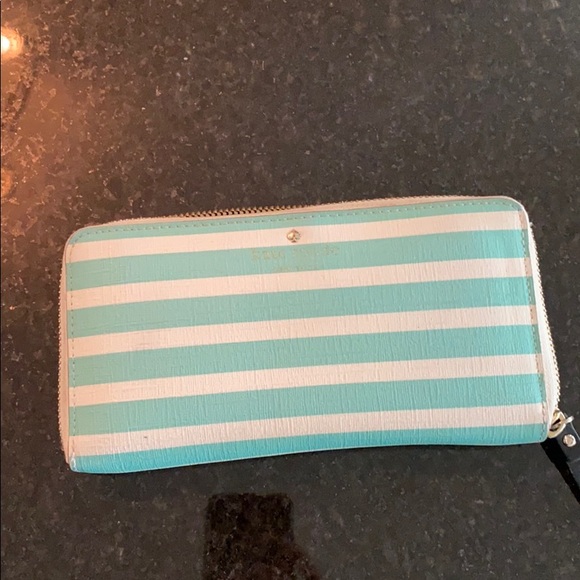 Kate Spade striped wallet - Picture 1 of 2